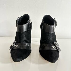 Manolo Blahnik Black Pony Hair Buckle Ankle Booties Size 35.5